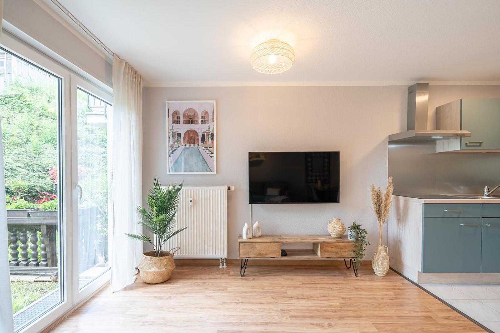 Benville Pirna - Modern - Familie - Terrasse ภายนอก รูปภาพ